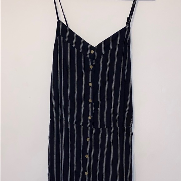 Spaghetti strap maxi dress - Picture 2 of 3